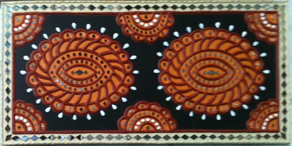 Black red mud art