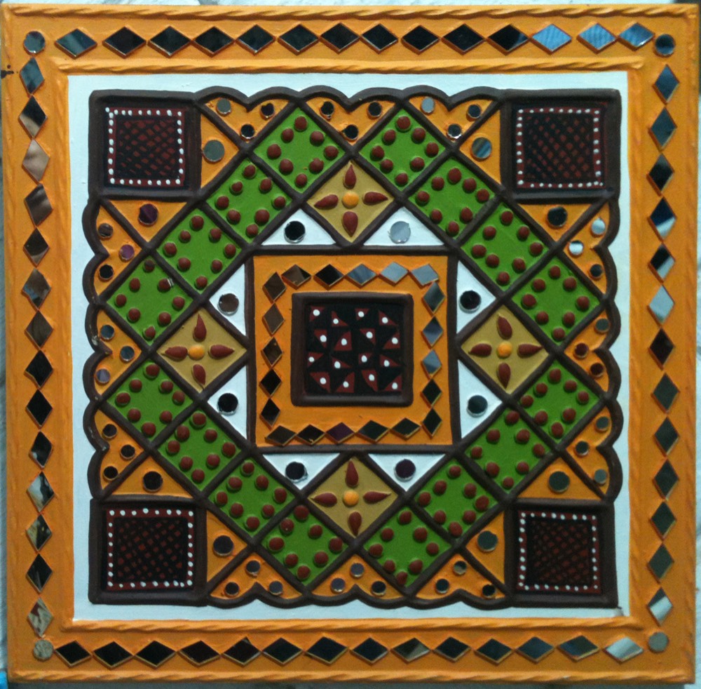 Green mud art with red design